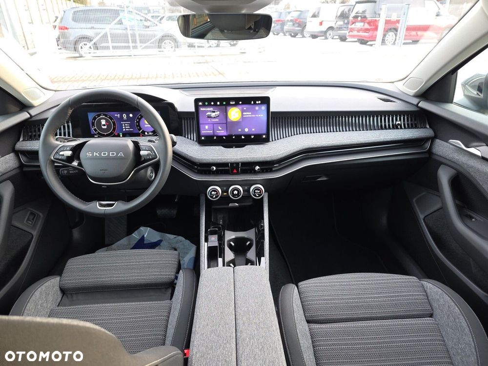 Skoda Superb 2.0 TSI Selection DSG - 23