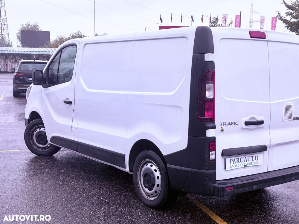 Renault Trafic - 9