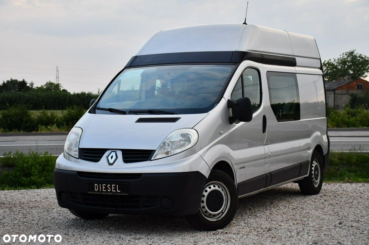 Renault Trafic - 2