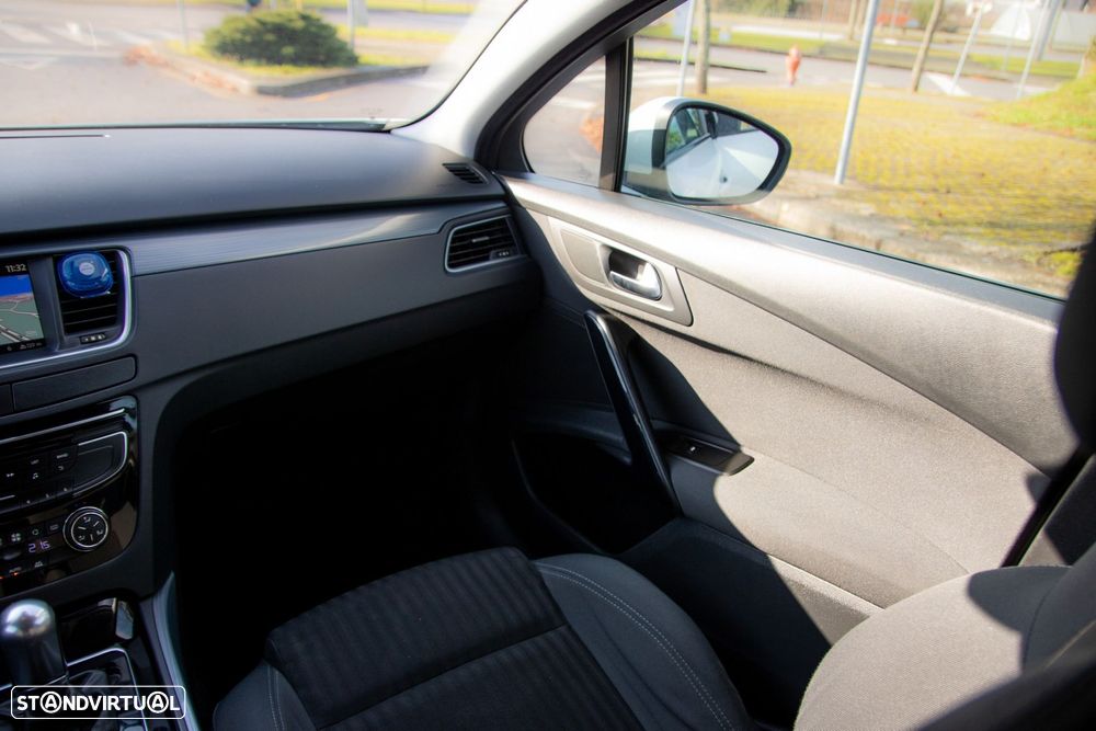 Peugeot 508 SW 1.6 e-HDi Allure 2-Tronic 105g - 44