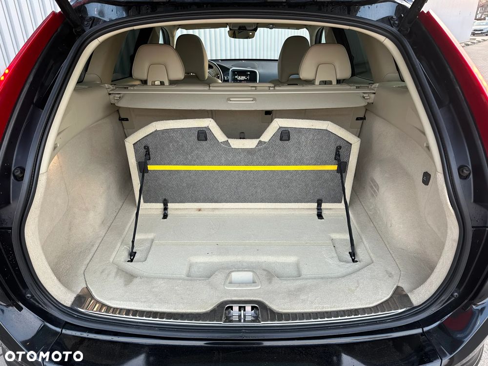 Volvo XC 60 T5 Geartronic Summum - 32