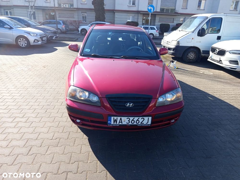 Hyundai Elantra - 19