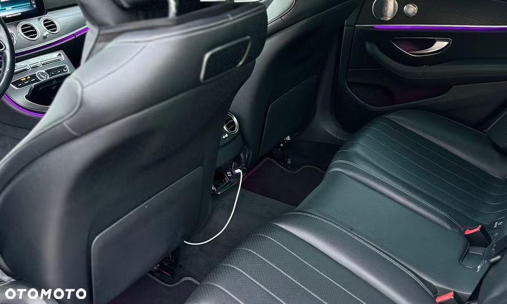 Mercedes-Benz Klasa E 450 4-Matic Exclusive - 14