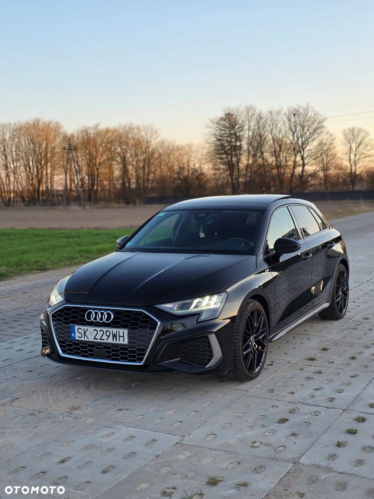 Audi A3 Sportback 35 TFSI mHEV S Line S tronic - 1