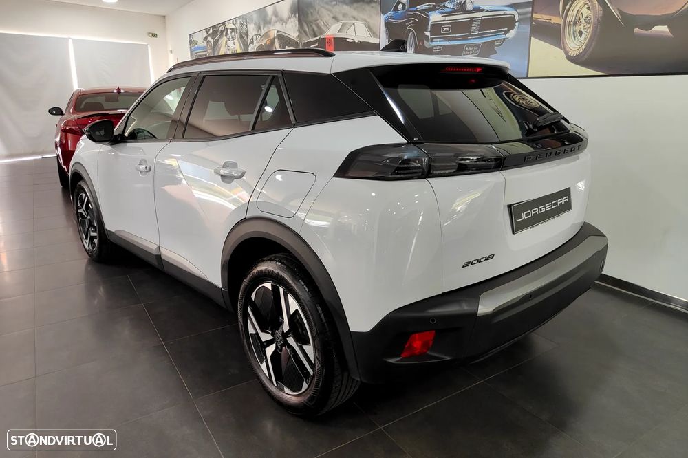 Peugeot 2008 1.2 PureTech Allure - 5