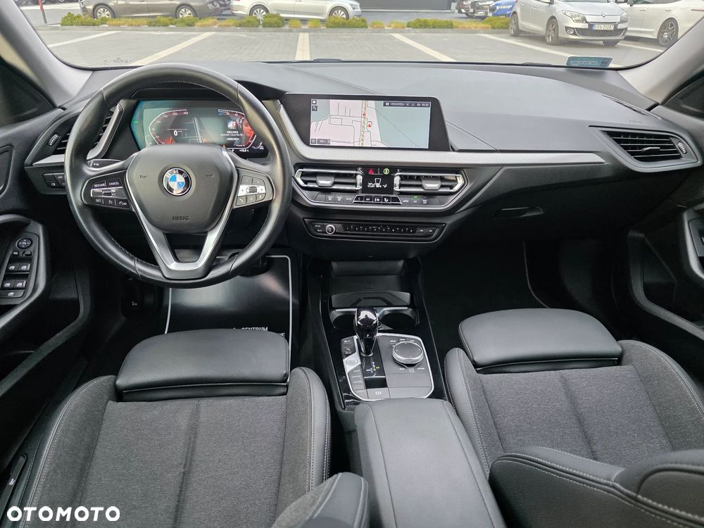 BMW Seria 2 220d xDrive Sport Line sport - 11
