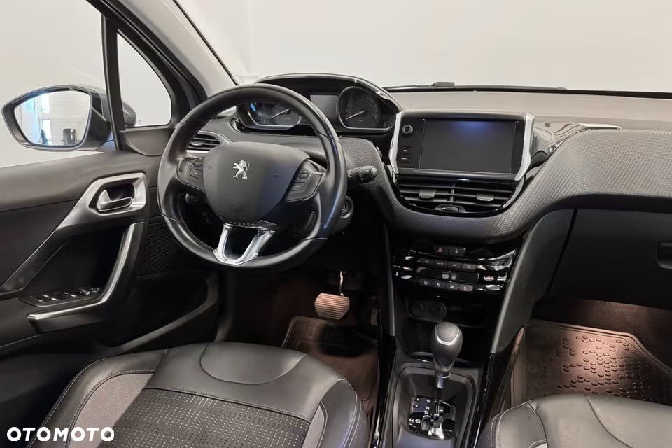 Peugeot 2008 1.2 Pure Tech Allure S&S EAT6 - 6