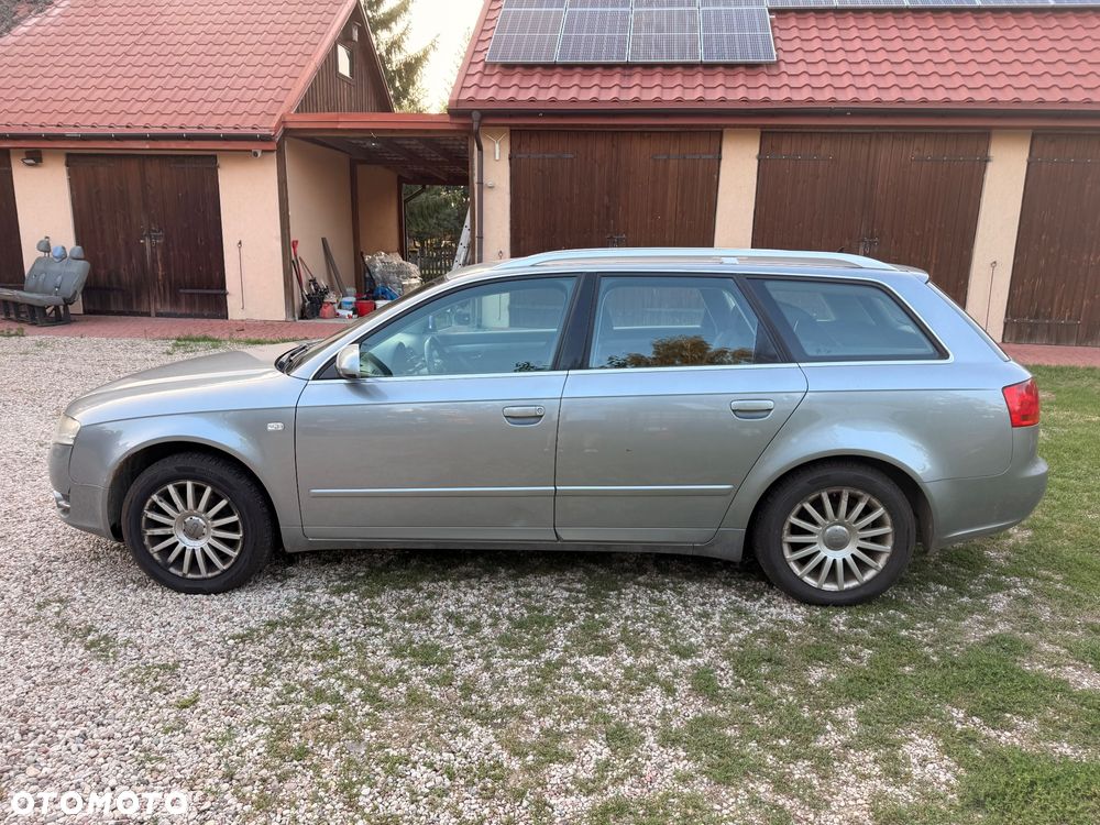 Audi A4 Avant - 1