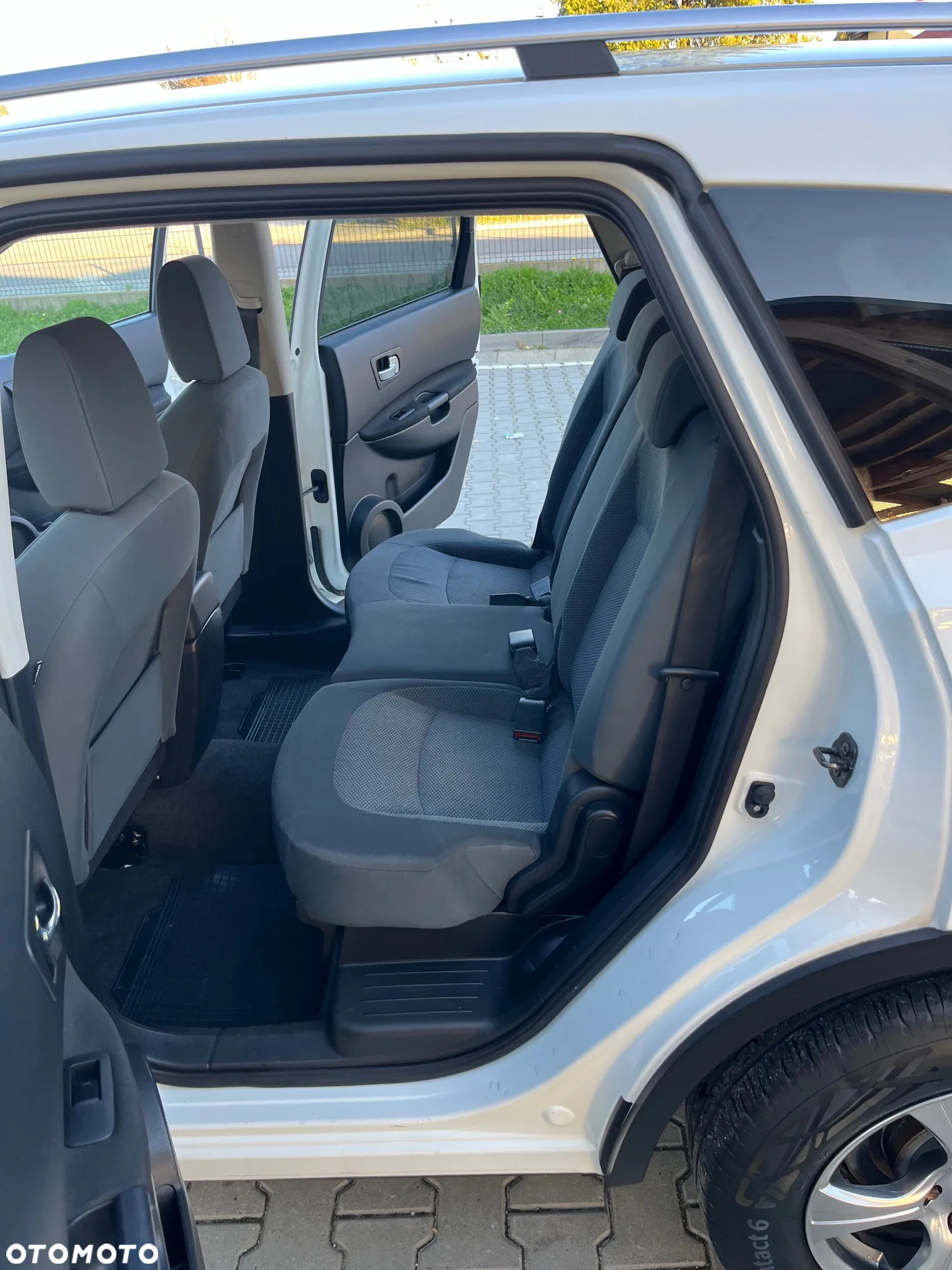 Nissan Qashqai+2 2.0 Visia - 14