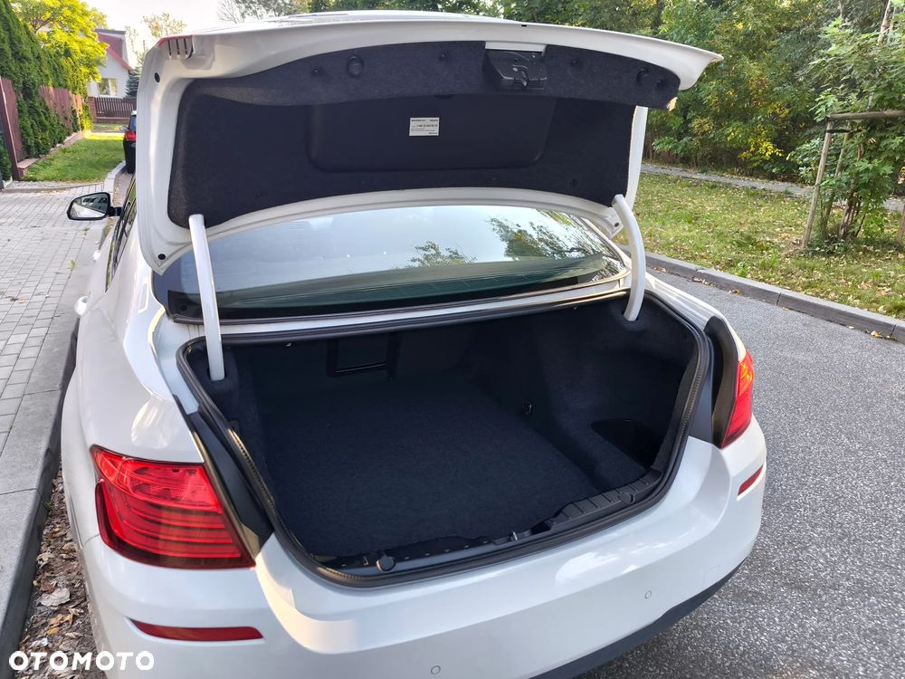 BMW Seria 5 520d xDrive M Sport sport - 15
