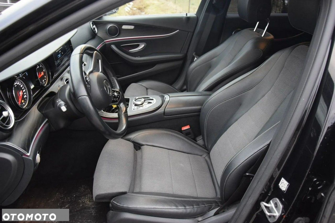 Mercedes-Benz Klasa E 200 d T 9G-TRONIC AMG Line - 22