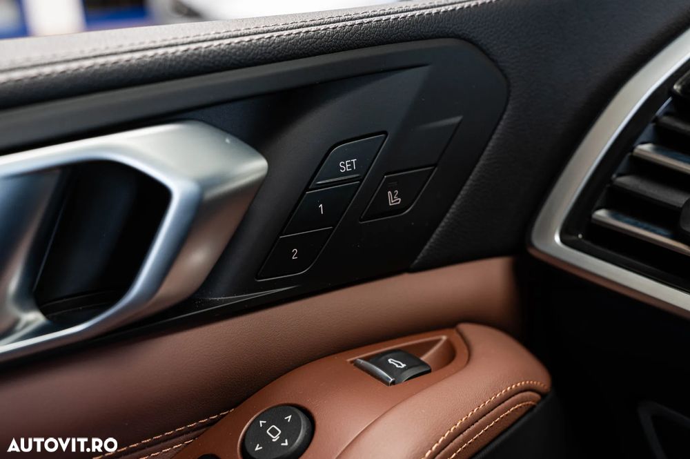 BMW X5 xDrive45e - 28