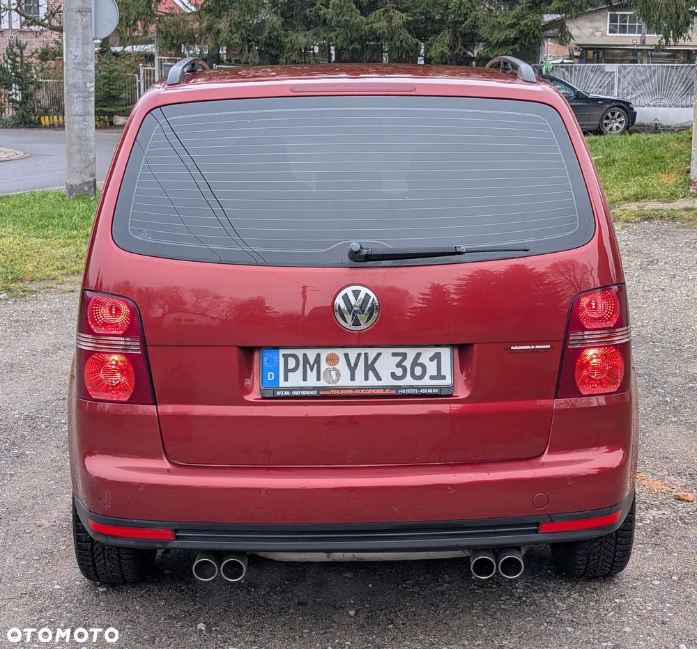 Volkswagen Touran - 6