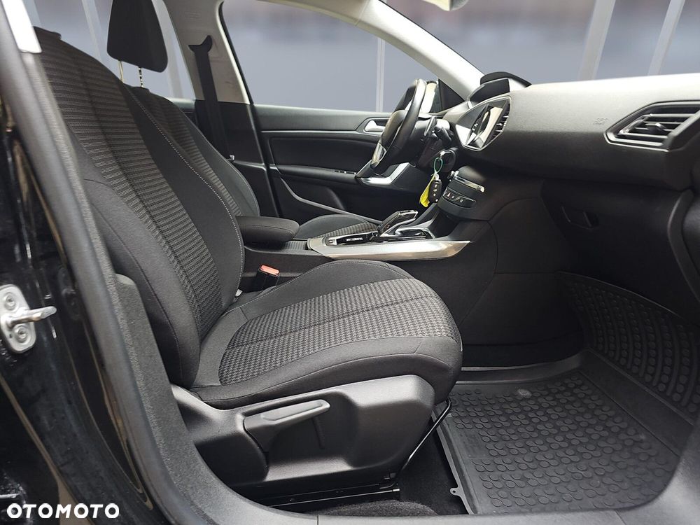 Peugeot 308 1.5 BlueHDi Active Pack S&S EAT8 - 10