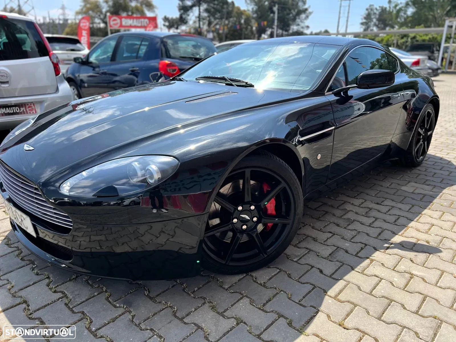 Aston Martin Vantage Coupe V8 - 28