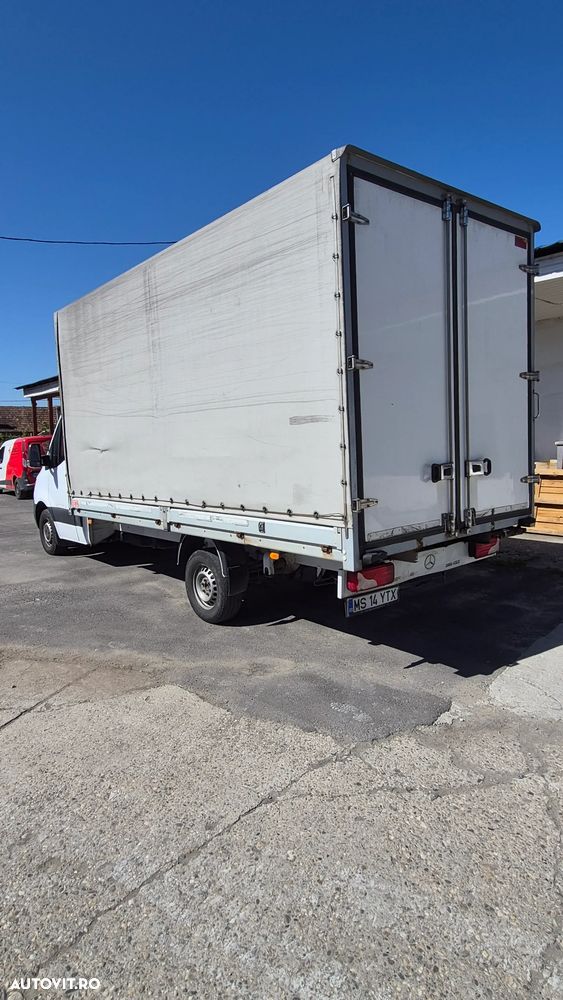 Mercedes-Benz Sprinter - 4