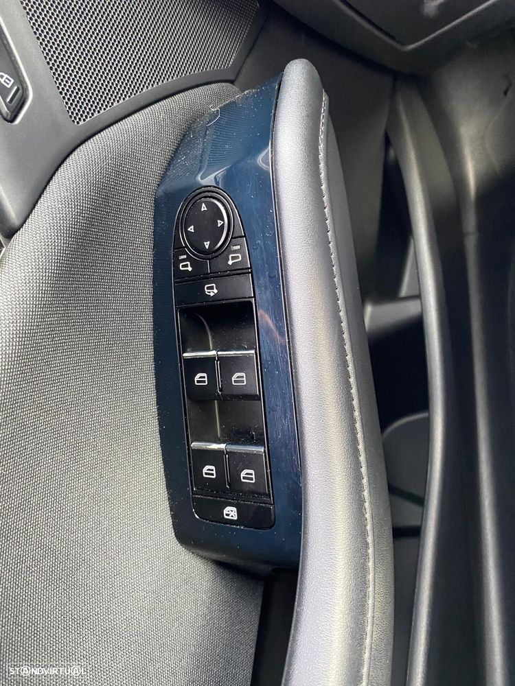 Mazda 3 Hatchback 2.0 Sky-G Evolve P.i-Actvsense J18 - 7