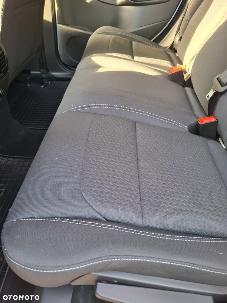 Ford Kuga 2.0 TDCi 2x4 Cool & Connect - 27