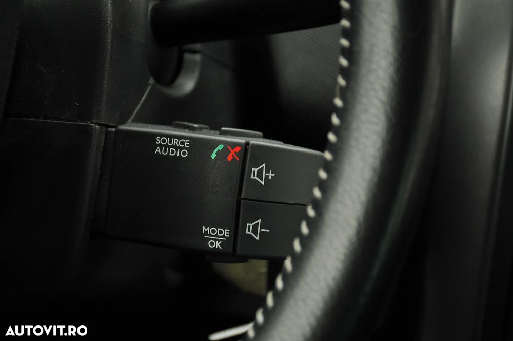 Dacia Duster 1.5 dCi 4x2 Prestige - 13