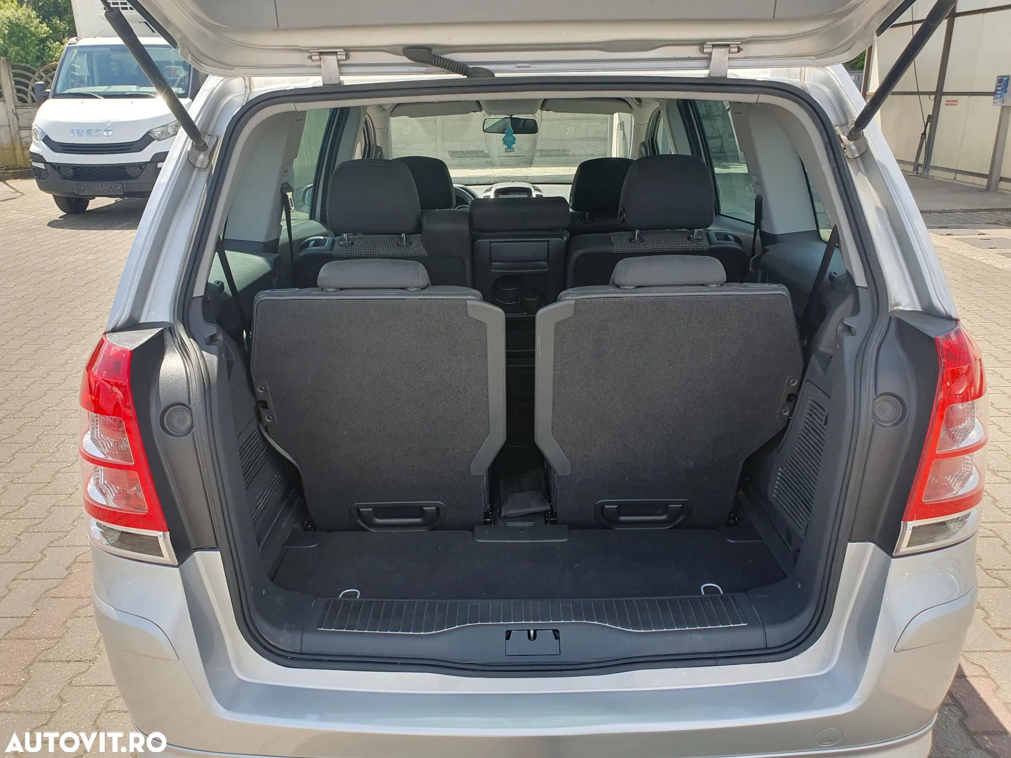 Opel Zafira 1.7 CDTI - 8