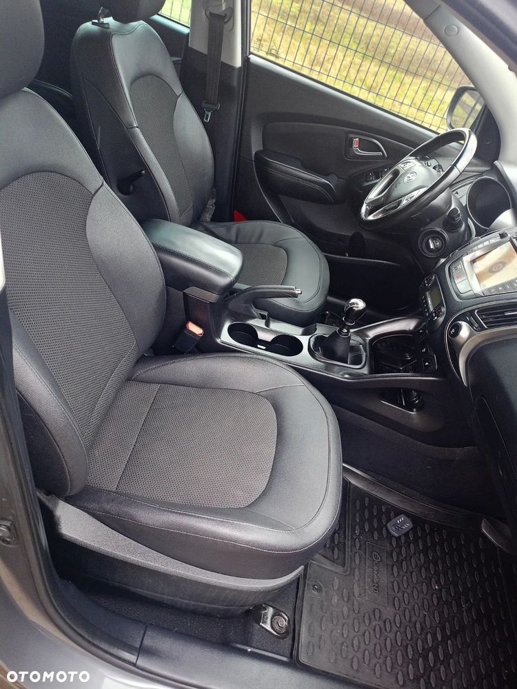 Hyundai ix35 2.0 2WD Trend - 25