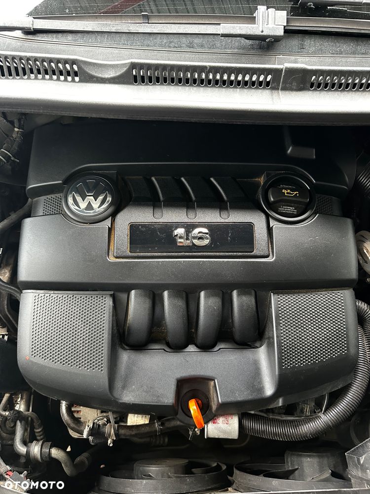 Volkswagen Golf Plus 1.6 Comfortline - 23