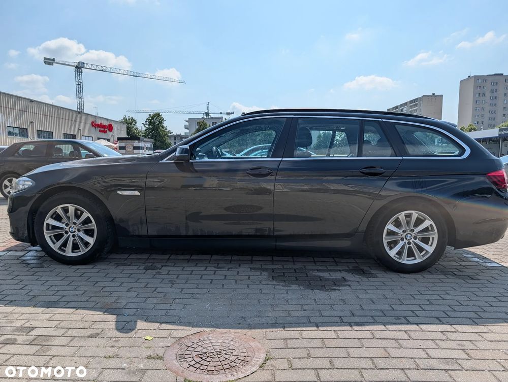 BMW Seria 5 520d - 5
