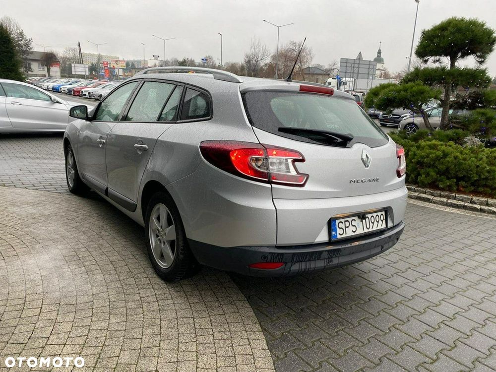Renault Megane 1.6 16V 110 Authentique - 5