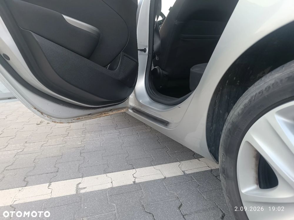 Opel Astra 1.7 CDTI - 31