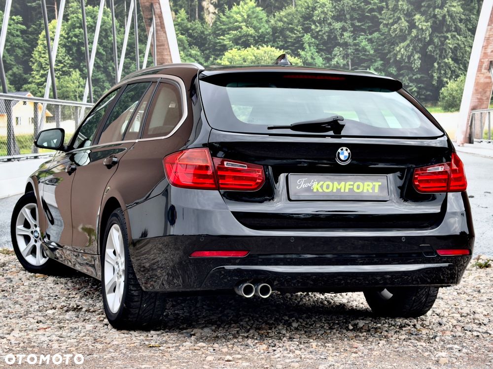 BMW Seria 3 325d - 13