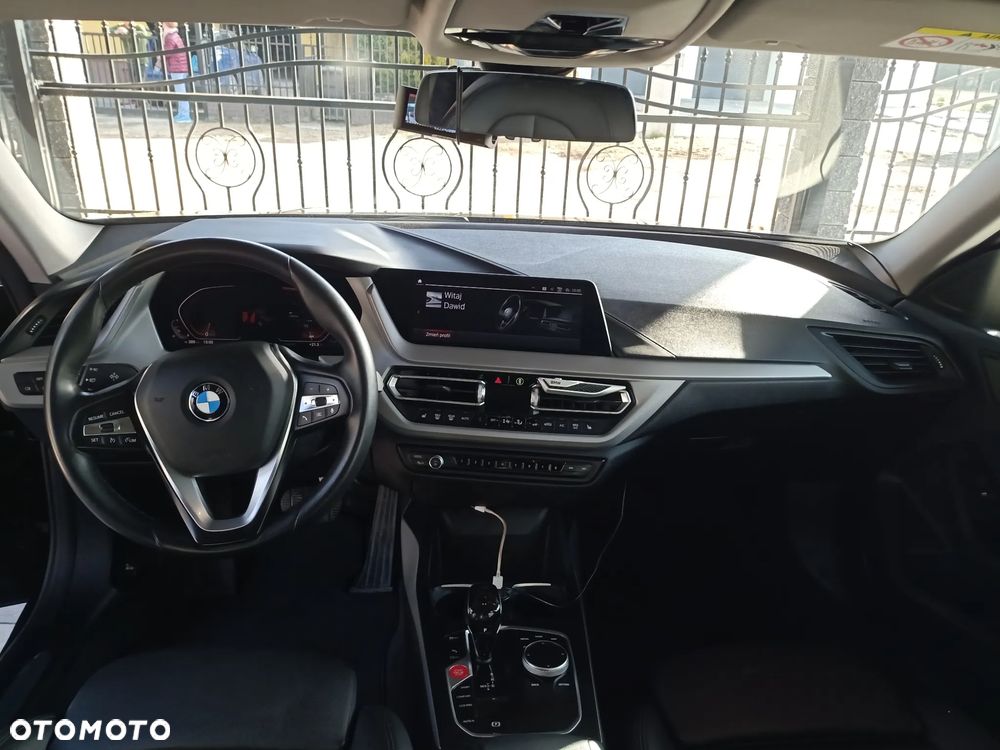 BMW Seria 2 218i Luxury Line - 9