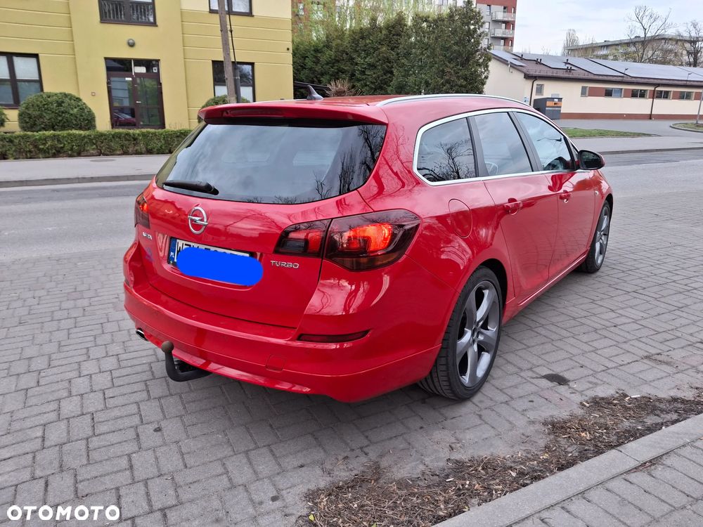 Opel Astra 1.4 Turbo Exklusiv - 3