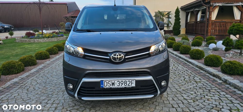Toyota Proace - 1