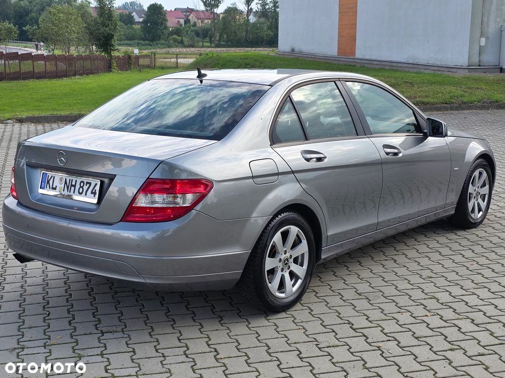 Mercedes-Benz Klasa C 180 Kompressor BlueEFFICIENCY - 3