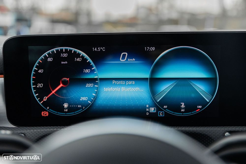 Mercedes-Benz CLA 200 - 25