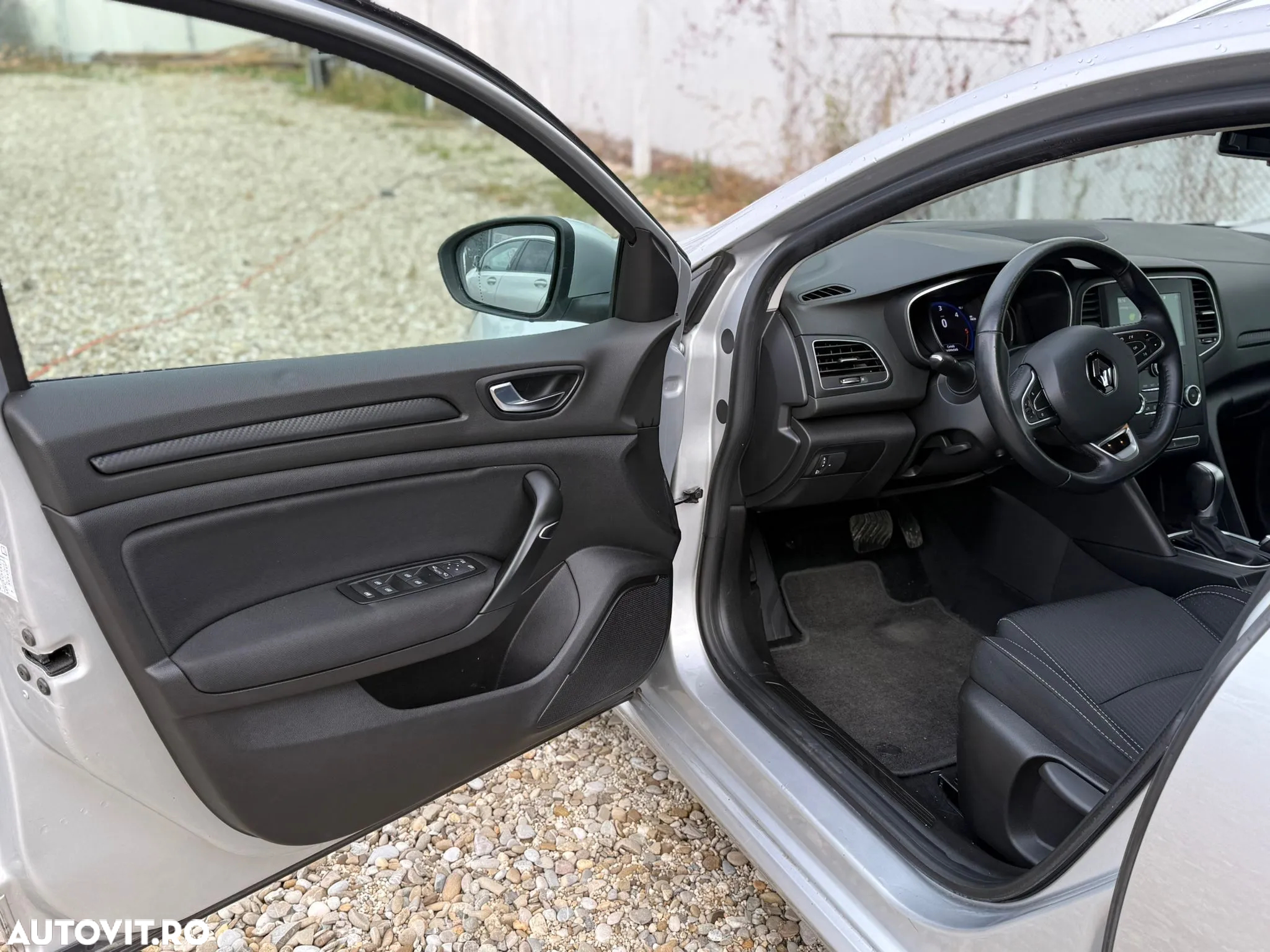 Renault Megane BLUE dCi 115 EDC INTENS - 13