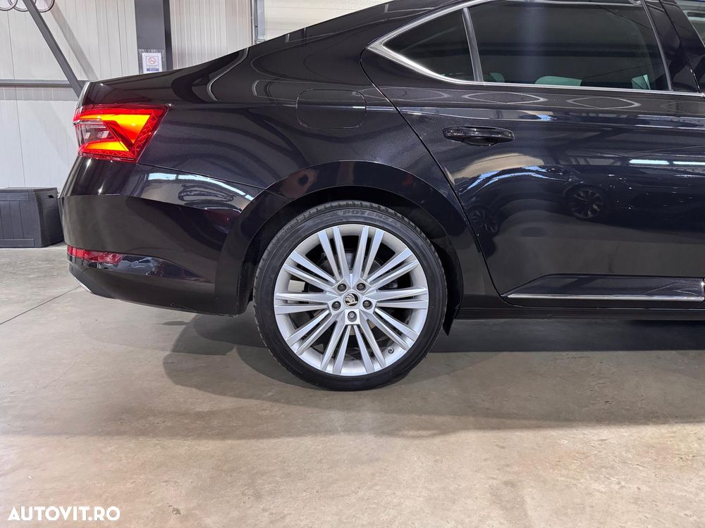 Skoda Superb 2.0 TDI 4X4 DSG Laurin & Klement - 38