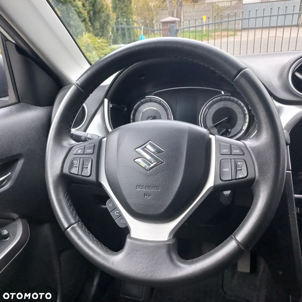 Suzuki Vitara 1.0 Boosterjet Premium 2WD - 6