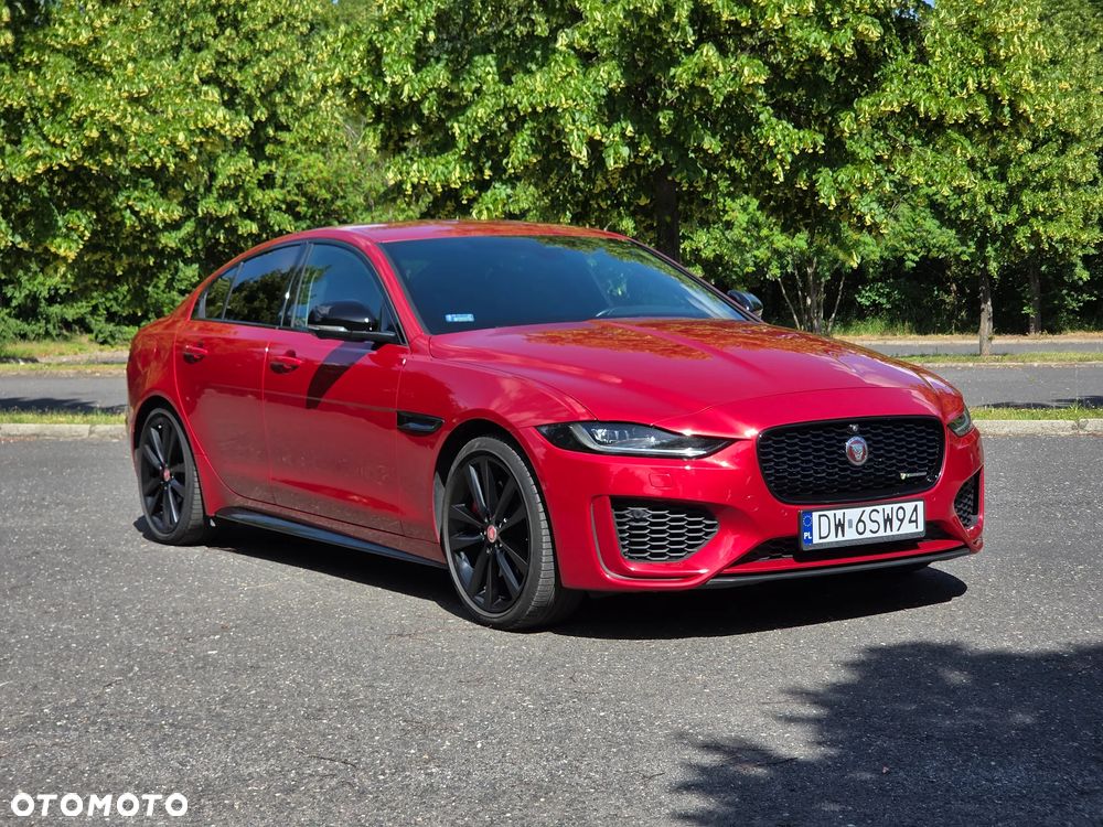 Jaguar XE 2.0 P250 R-Dynamic Black - 7