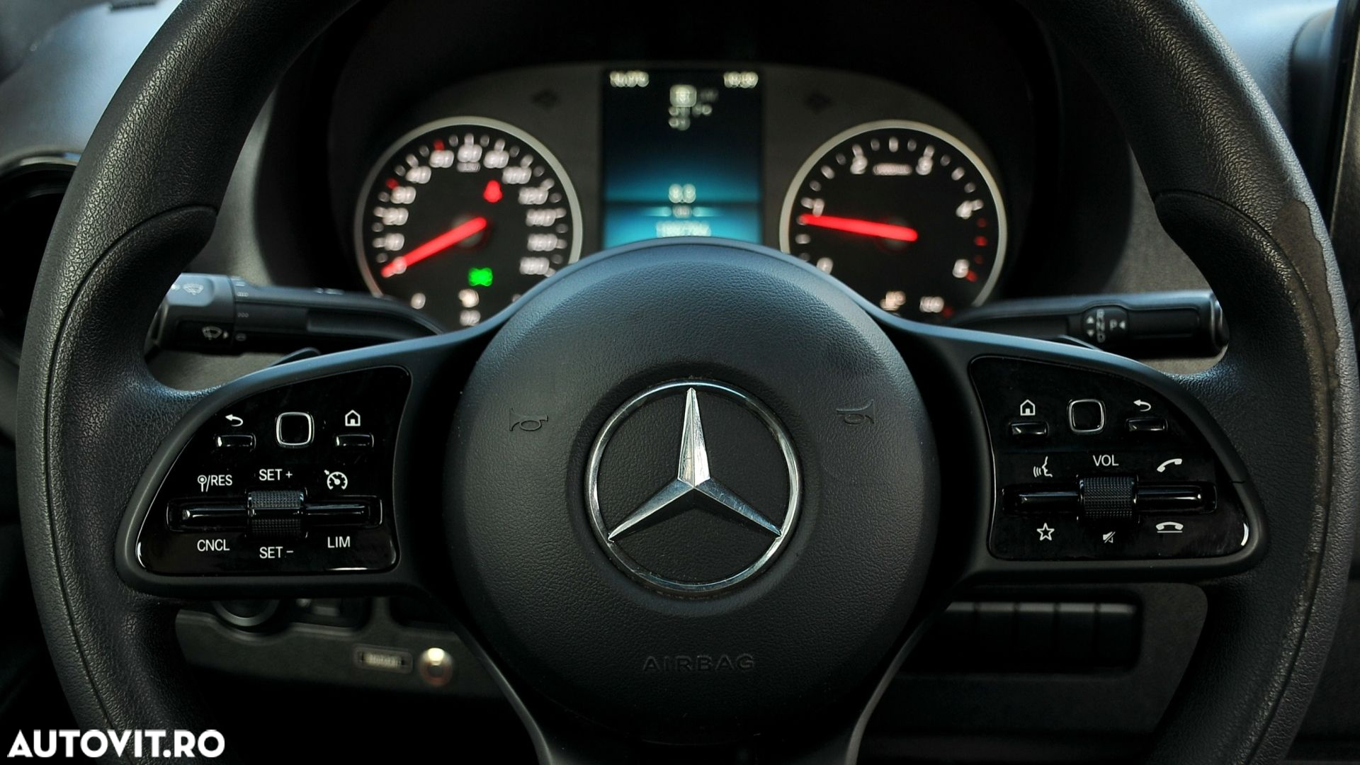 Mercedes-Benz Sprinter 516 CDI Standard HA 7G-TRONIC Plus - 18
