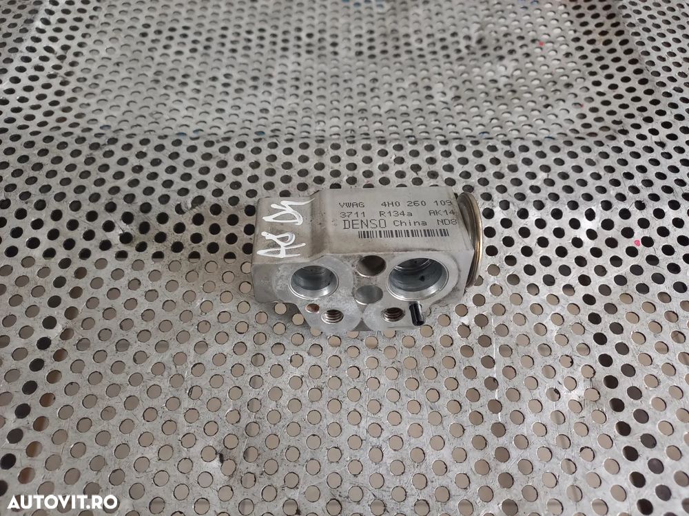 Cupla Calorifer Clima Bord Audi A8 4H D4 An 2010-2011-2012-2013-2014-2015-2016-2017 Volan Stanga Co - 1