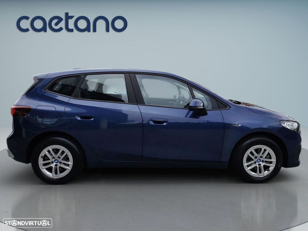 BMW 225xe Active Tourer - 9