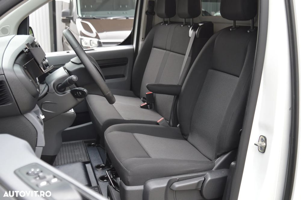Peugeot E-Expert L3H1 50KW - 11