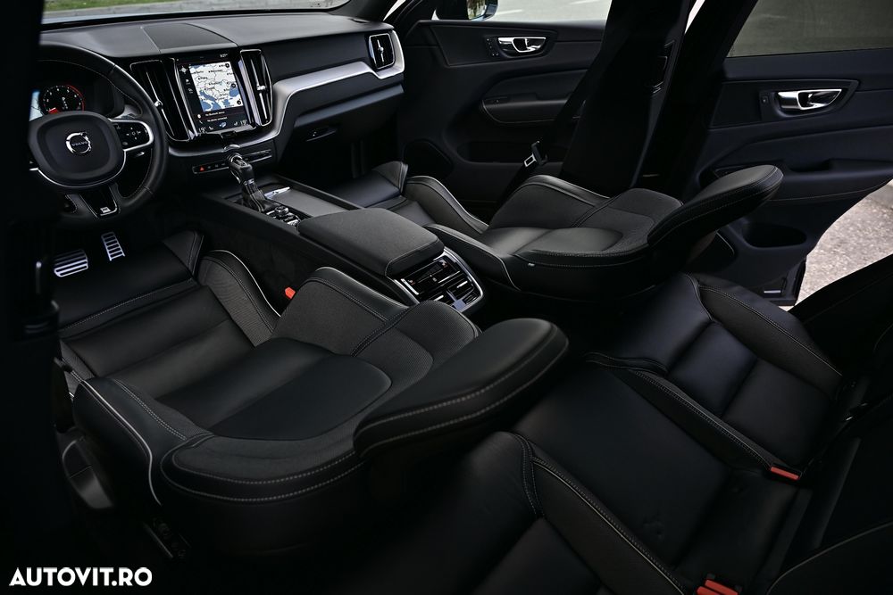 Volvo XC 60 T6 AWD Geartronic RDesign - 20