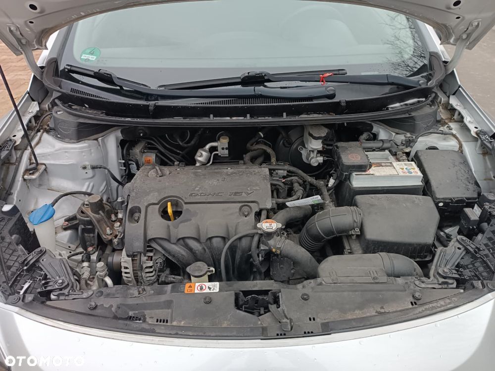 Hyundai i30 1.4 Classic + - 12