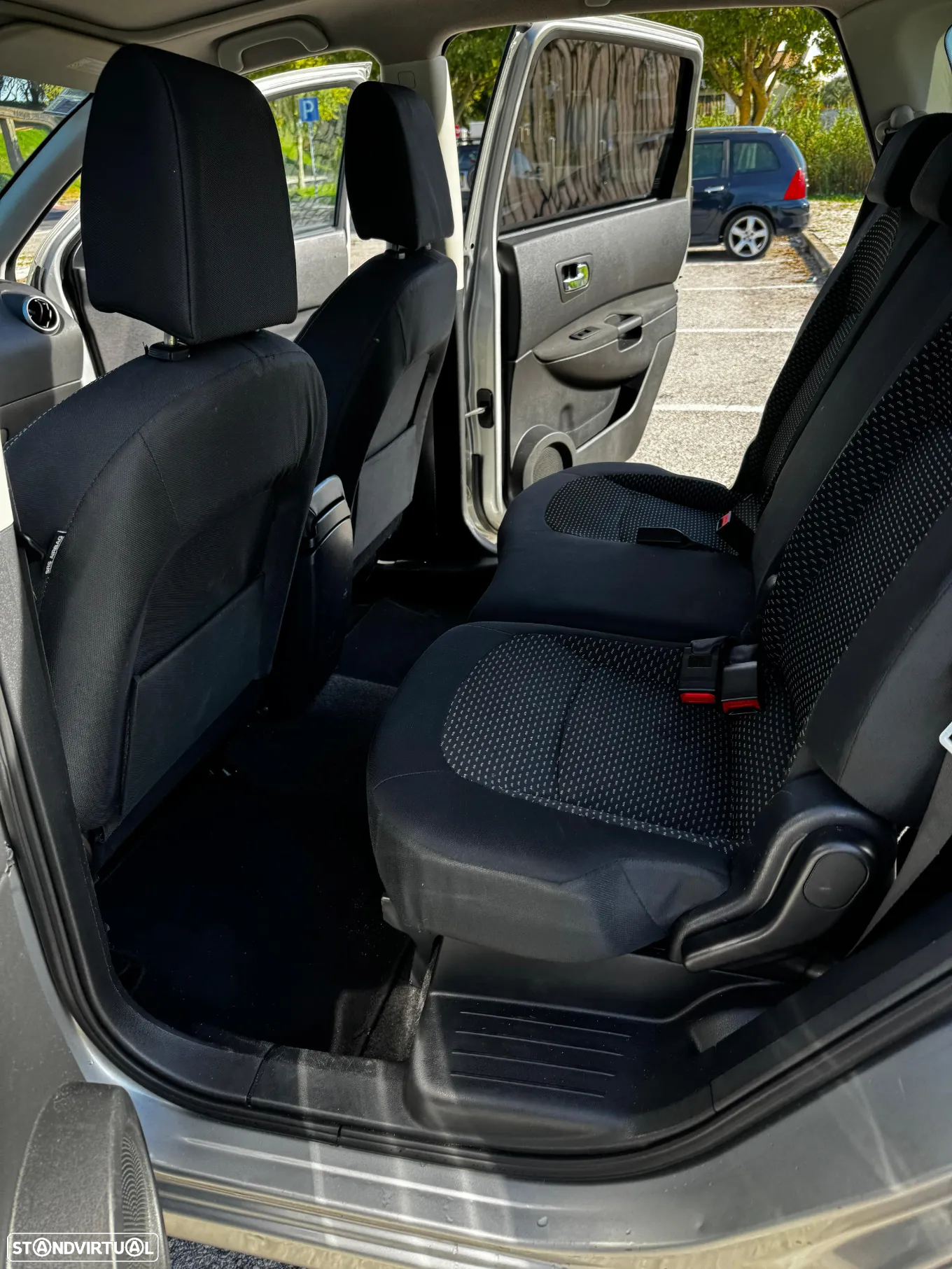 Nissan Qashqai +2 1.5 dCi Tekna Sport 18 - 5
