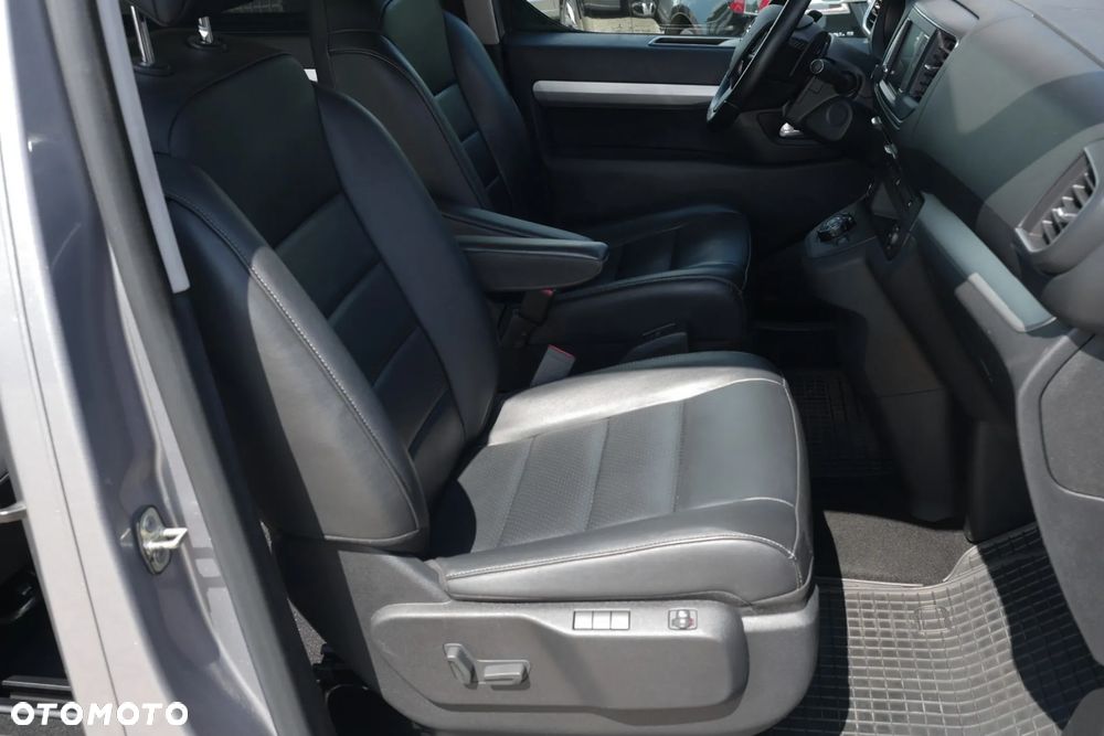 Opel Zafira 2.0 D M Elegance - 11