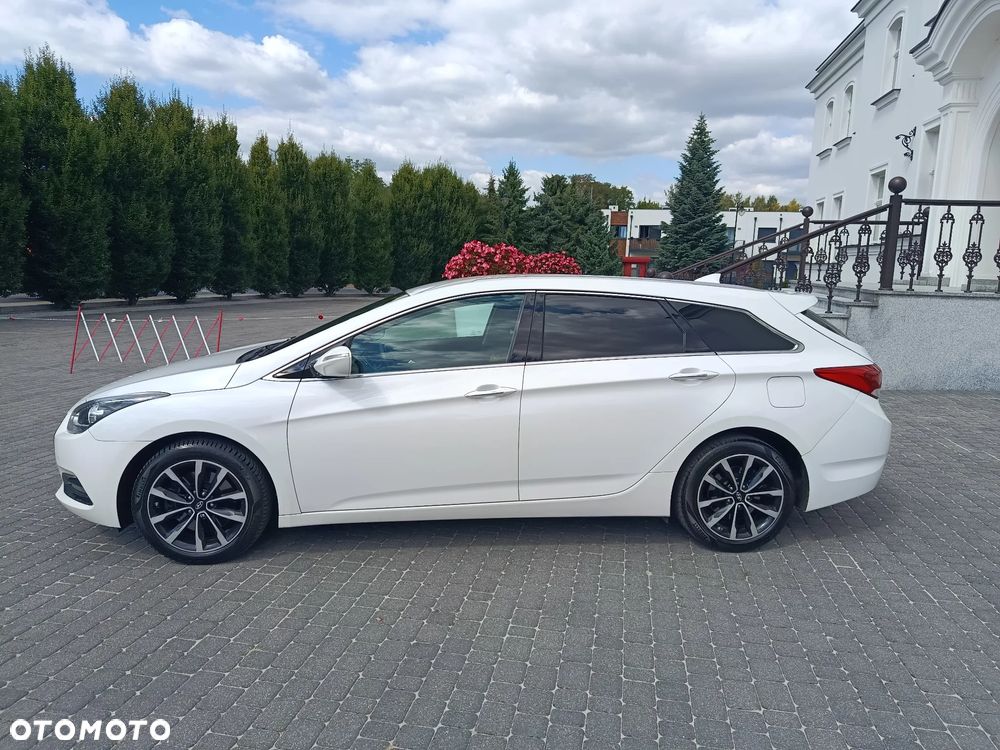 Hyundai i40 Kombi blue 1.7 CRDi DCT Premium - 13