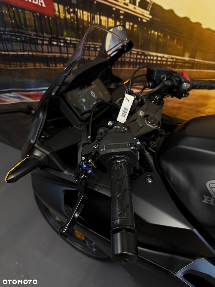 Honda CBR - 5