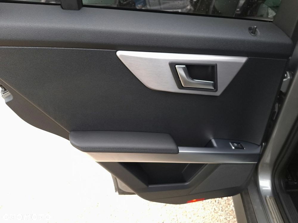 Mercedes-Benz GLK 220 CDI DPF 4Matic BlueEFFICIENCY 7G-TRONIC - 22